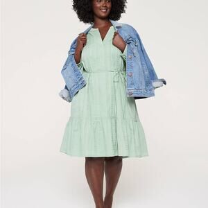 Lane Bryant Light Green Midi pintuck split neck lined Dress with tie size 16